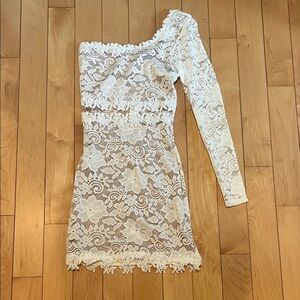 Windsor Elegant White Lace One-Shoulder Dress